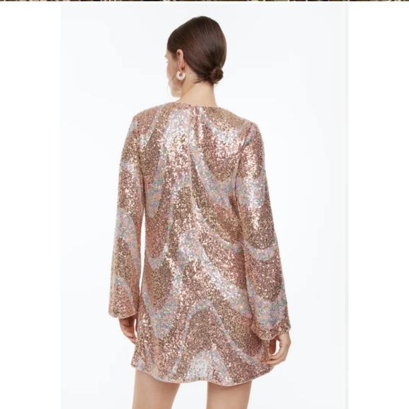 New Sequin Mini Dress Flare Sleeve Stretchy Pastel Champagne Size M NWT! Rose - Picture 5 of 12